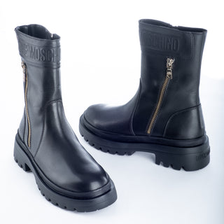 Botins Love Moschino